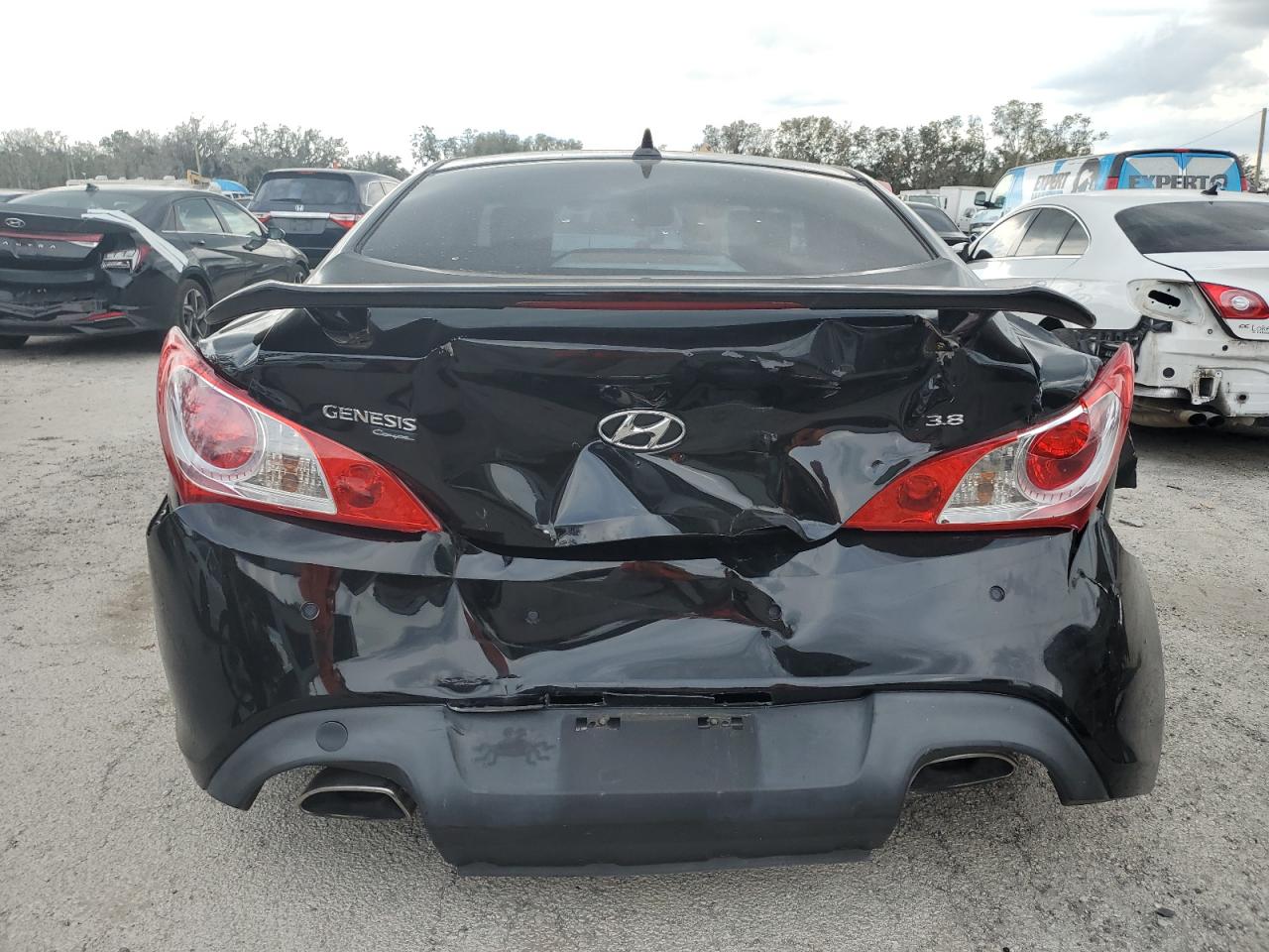 2010 Hyundai Genesis Coupe 3.8L VIN: KMHHU6KHXAU021845 Lot: 78172404