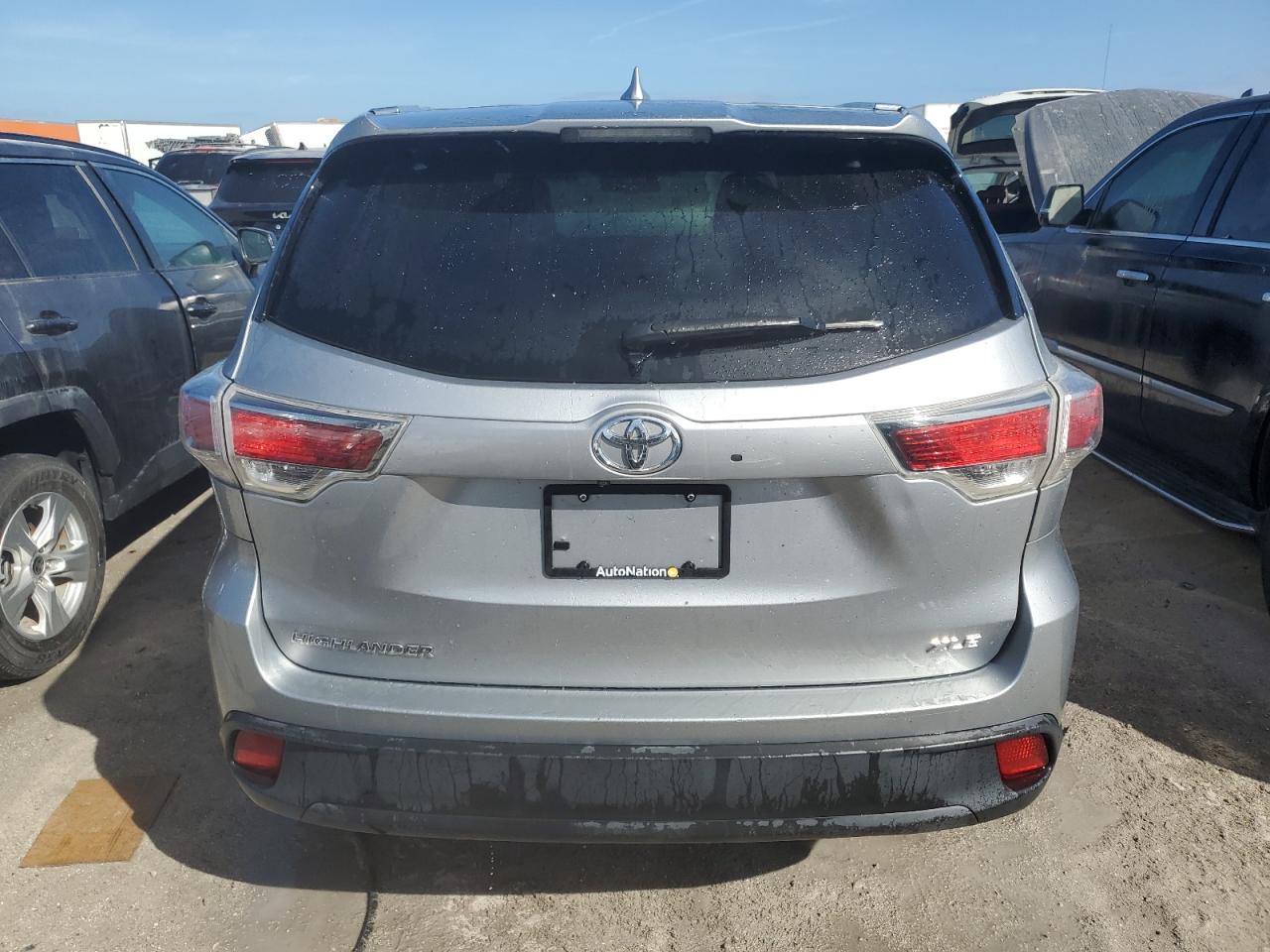 2015 Toyota Highlander Xle VIN: 5TDKKRFH7FS103846 Lot: 76707114