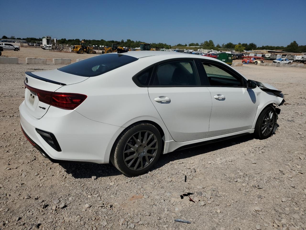 2021 Kia Forte - Image 3
