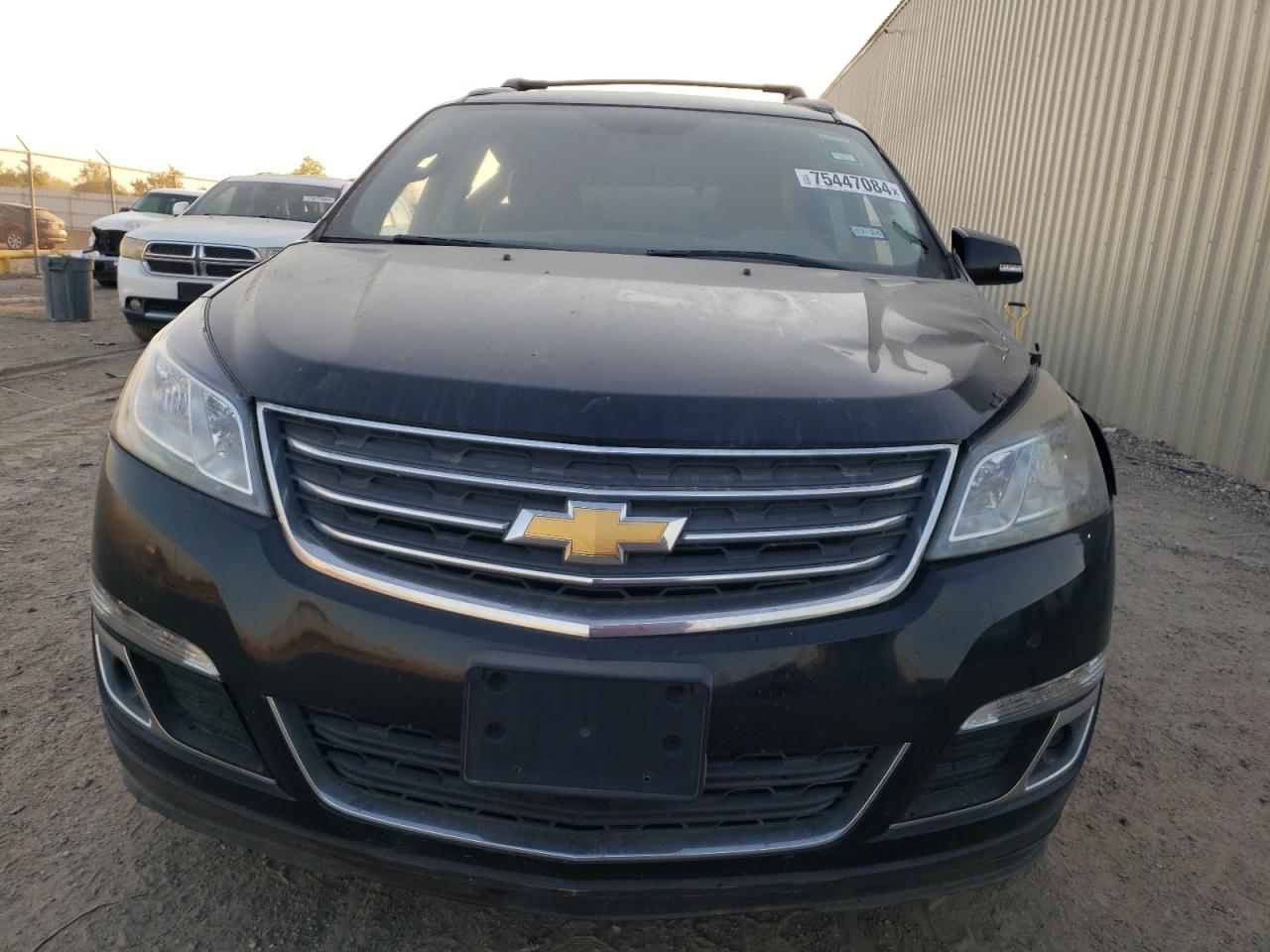 VIN 1GNKVHKD3HJ303263 2017 CHEVROLET TRAVERSE no.5