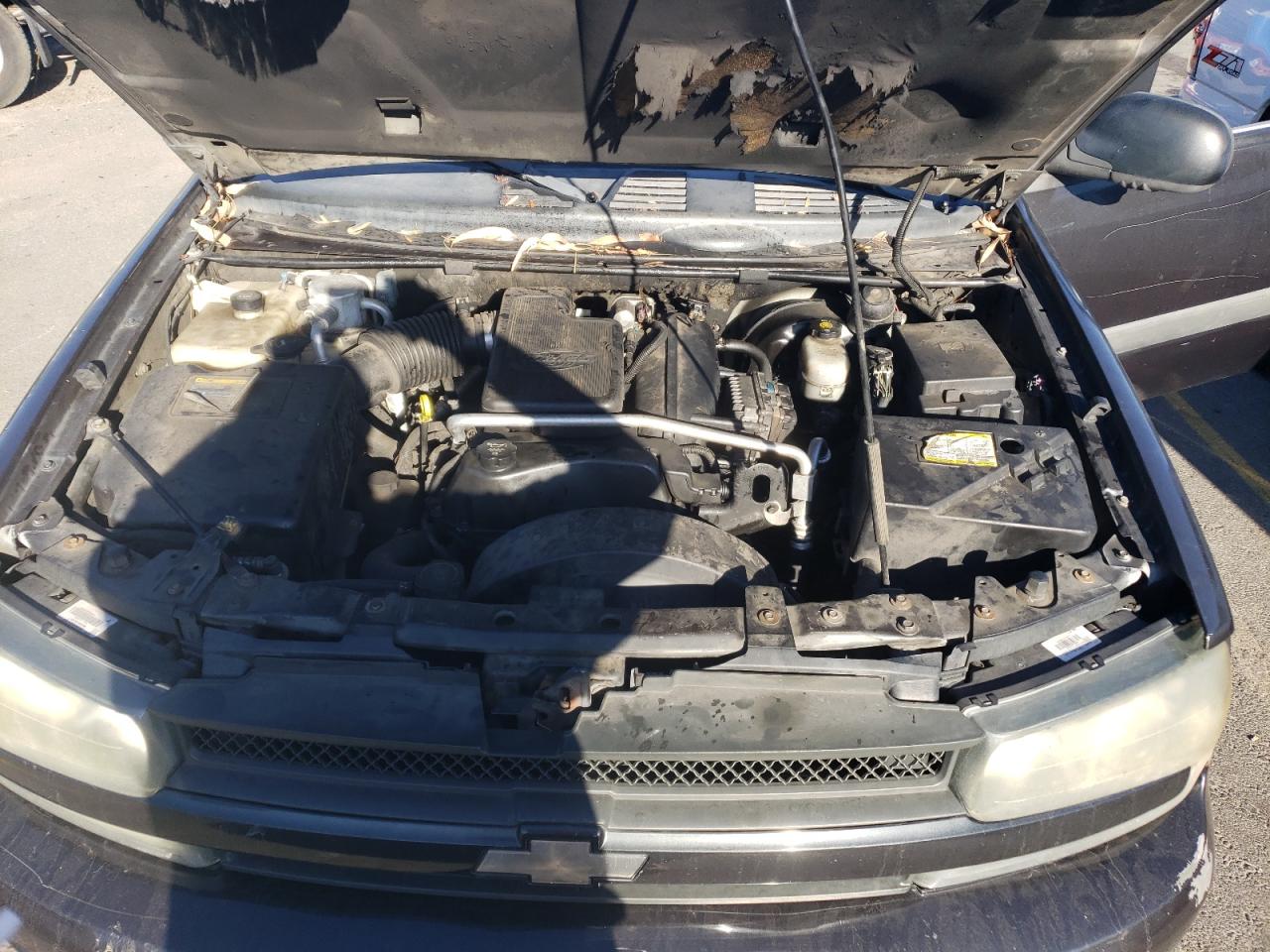 2005 Chevrolet TrailBlazer - Image 12