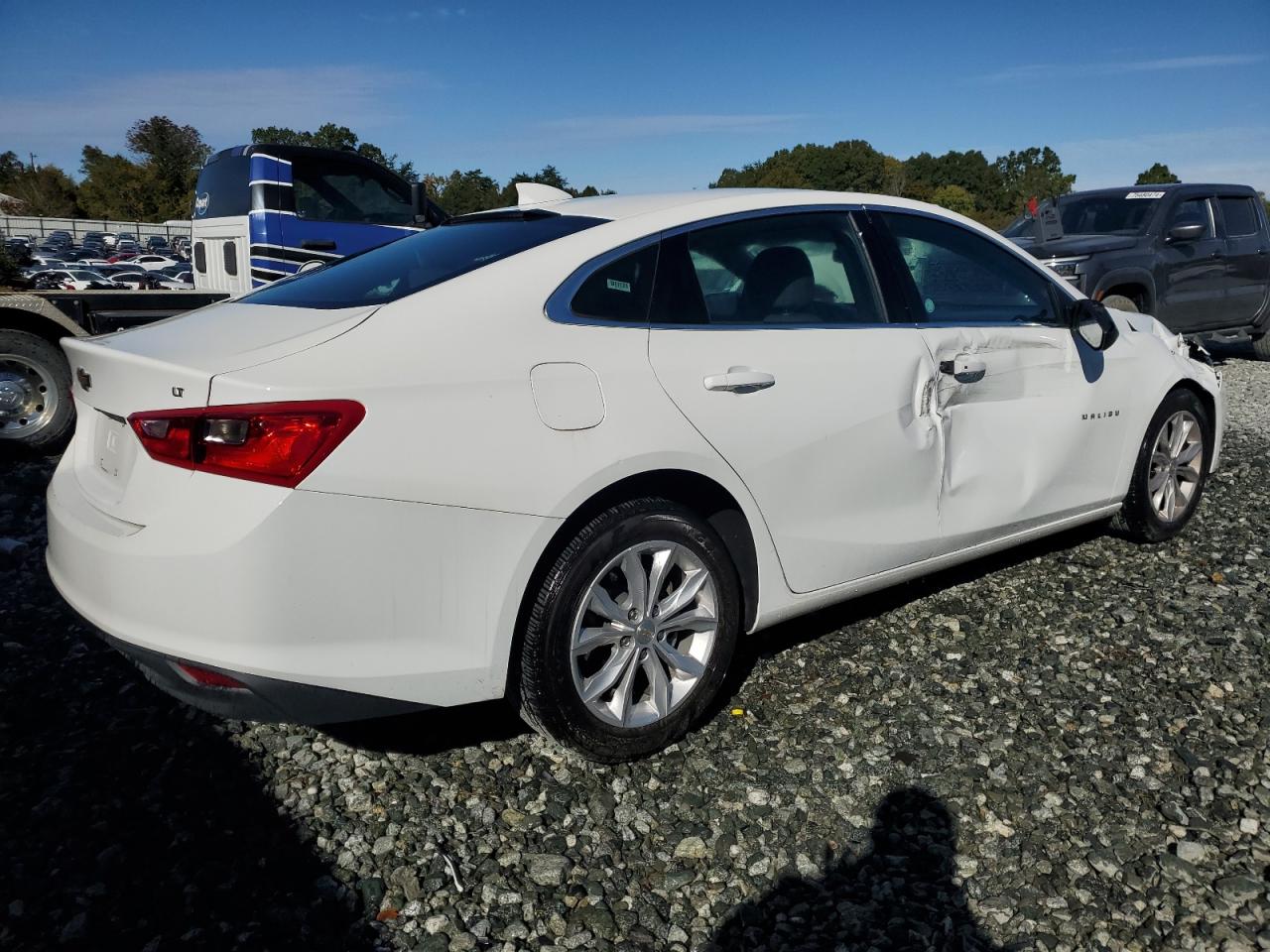 VIN 1G1ZD5ST6PF161064 2023 CHEVROLET MALIBU no.3