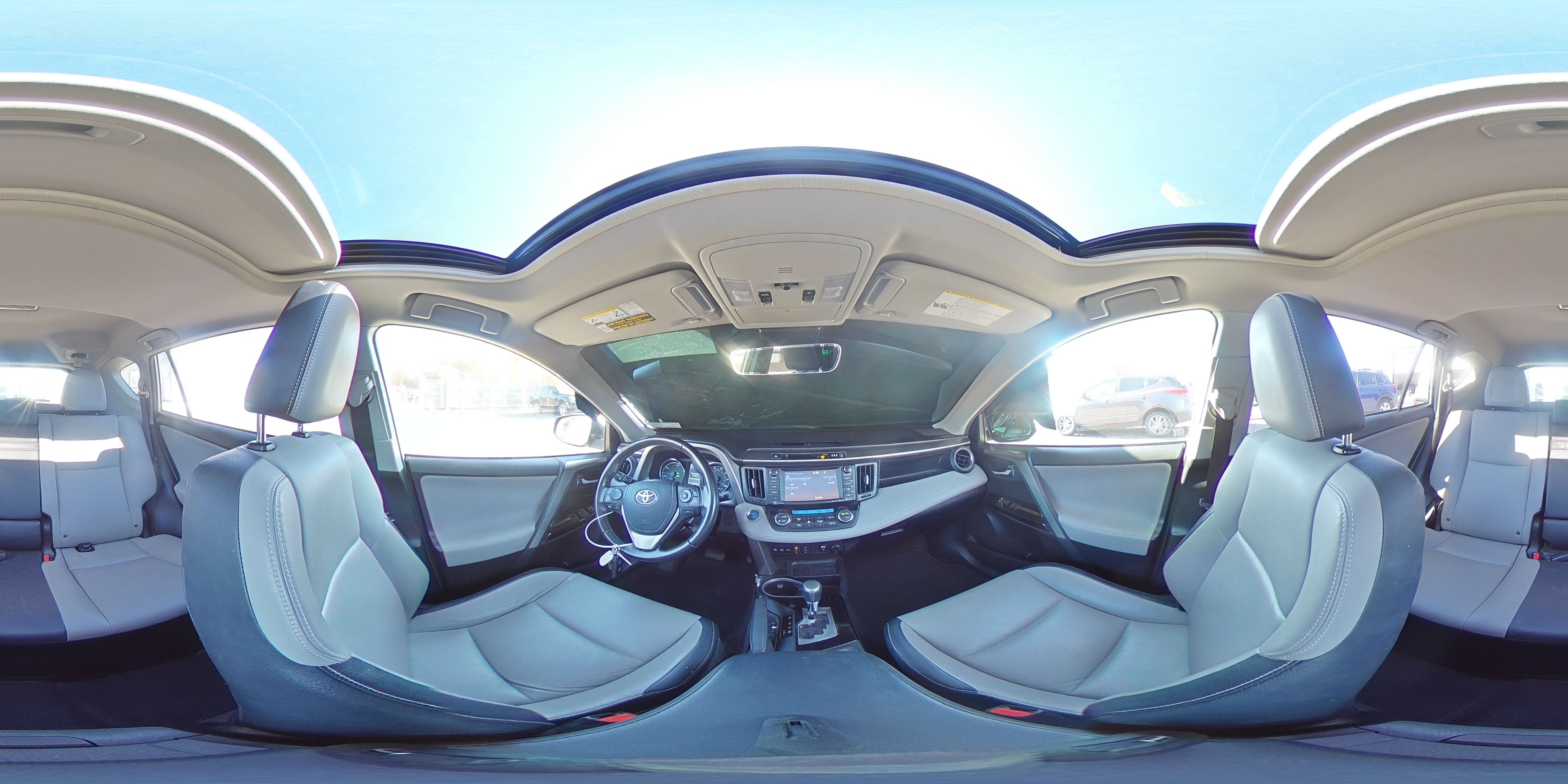 2017 Toyota RAV 4 - Image 14