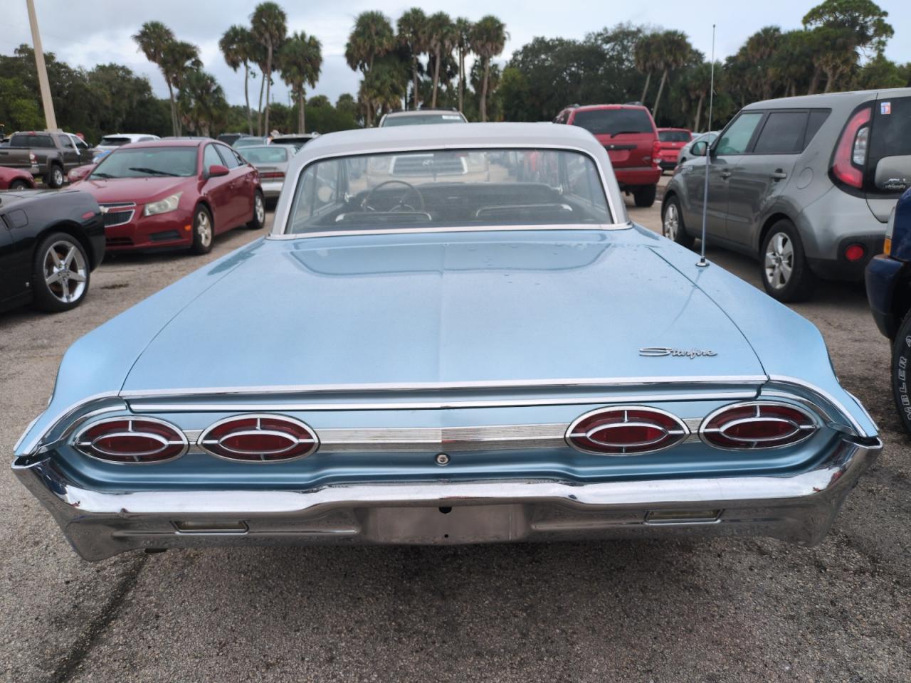 626M11424 1962 Oldsmobile Starfire