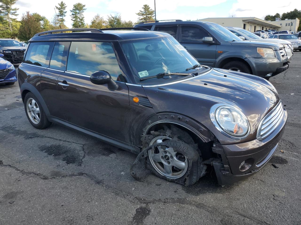 2010 Mini Cooper Clubman VIN: WMWML3C56ATX38285 Lot: 75105244