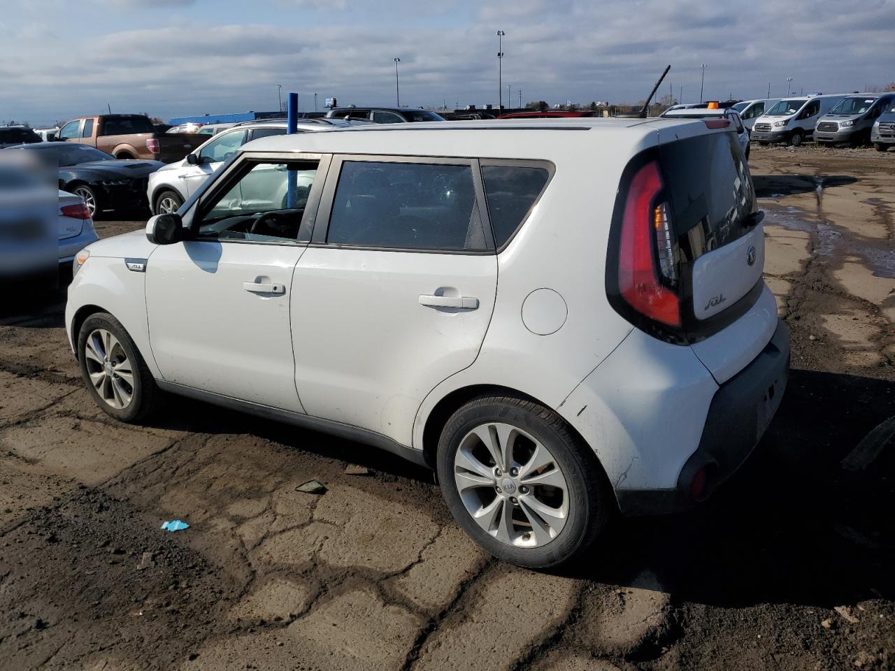 2015 Kia Soul - Image 2