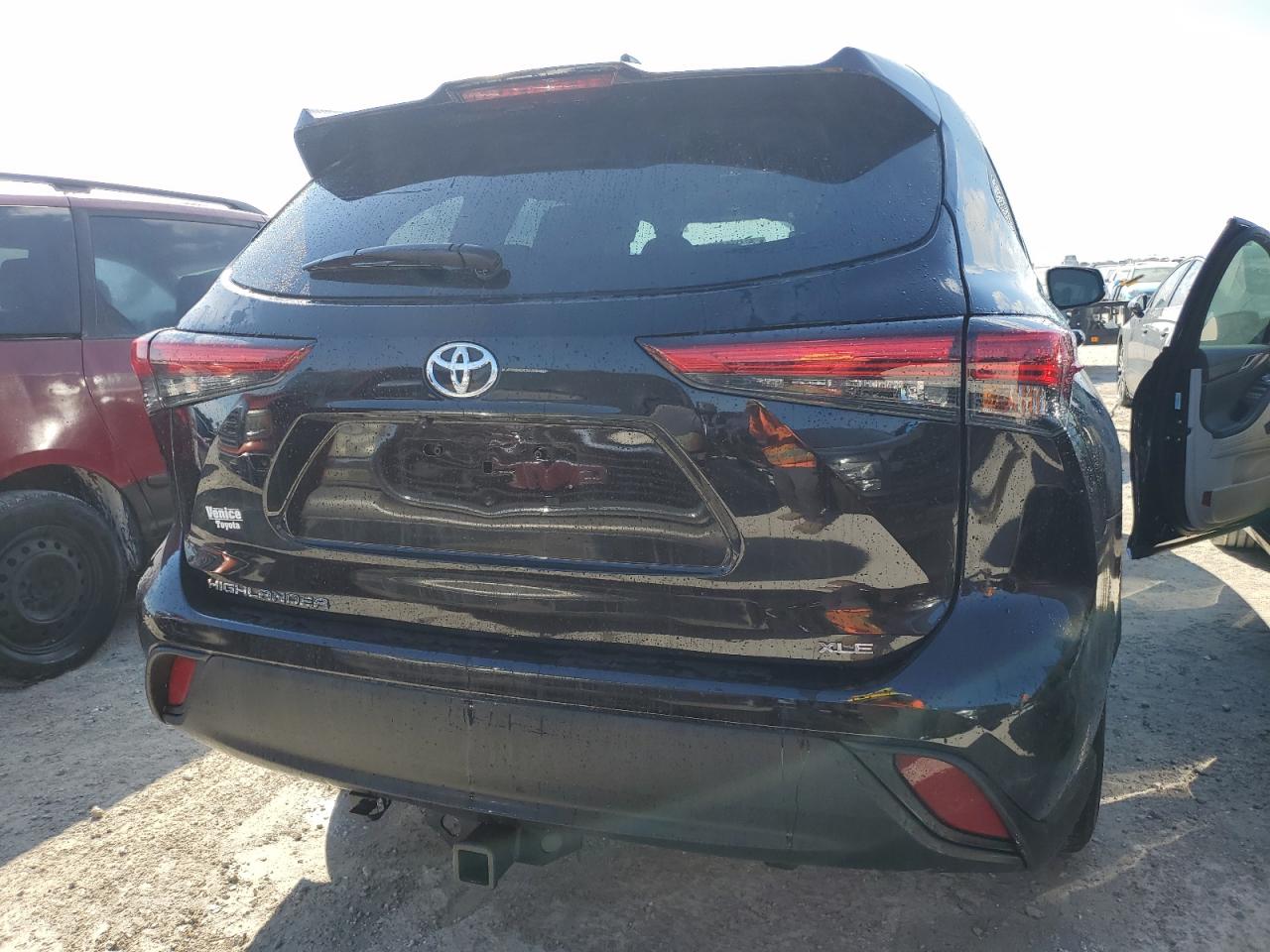 2021 Toyota Highlander Xle VIN: 5TDGZRAH1MS060823 Lot: 77590254