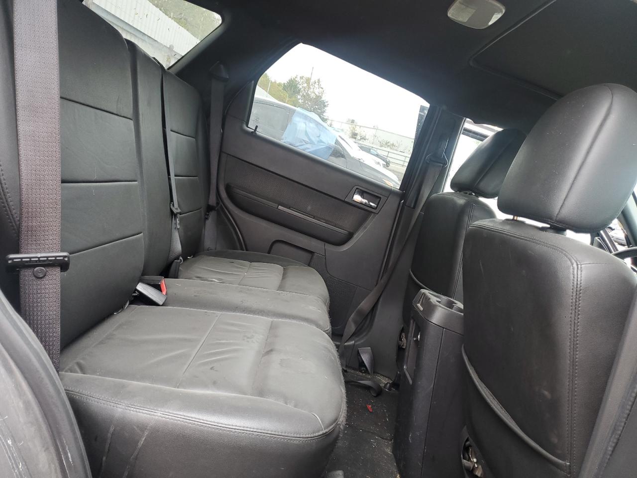 2012 Ford Escape - Image 12