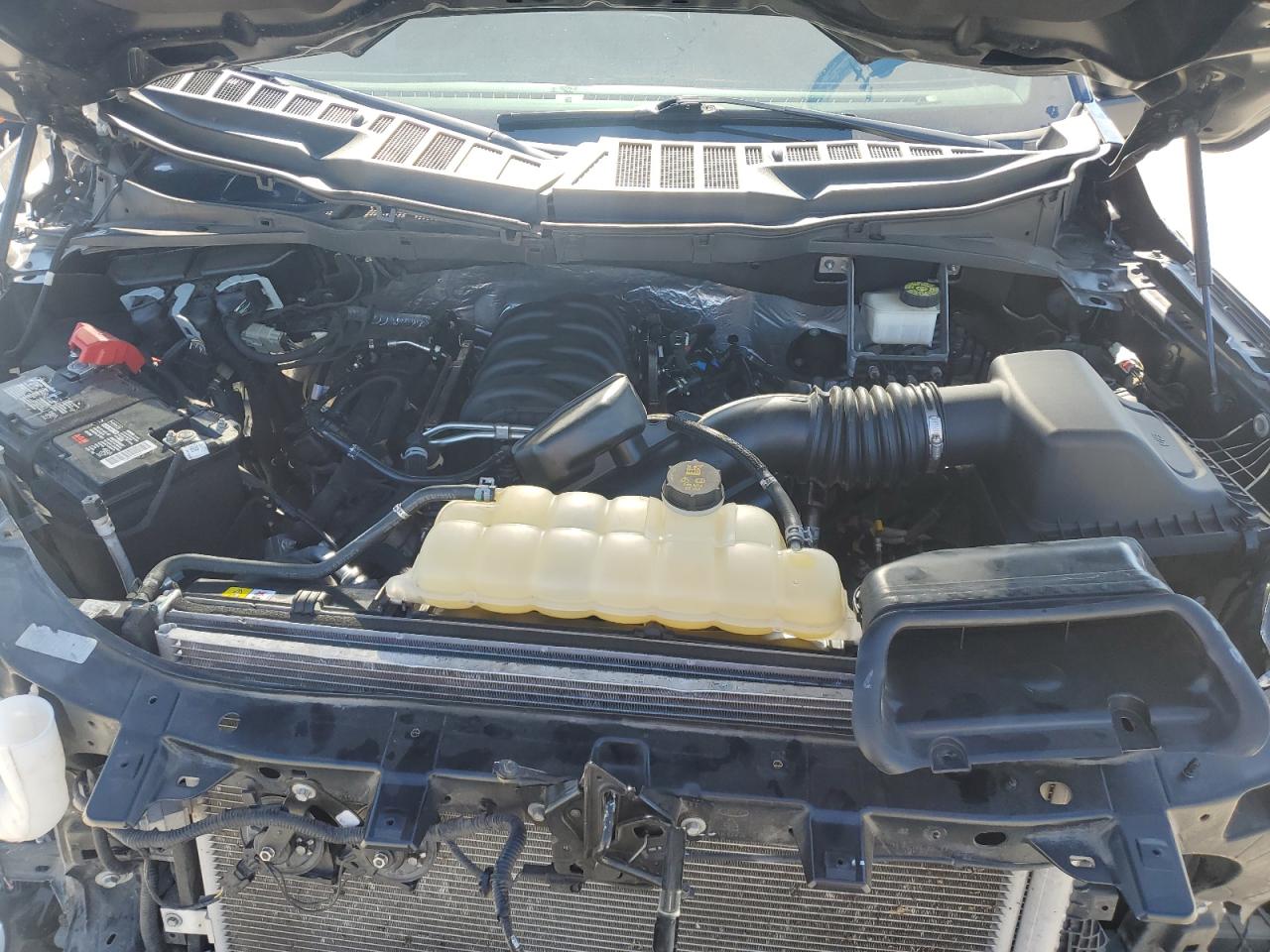 2022 Ford F-150 - Image 11