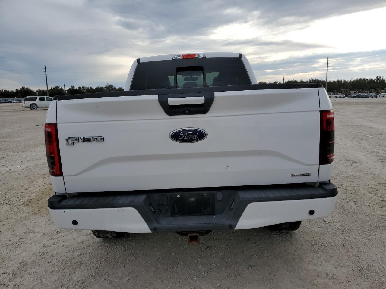 2016 Ford F-150 - Image 6