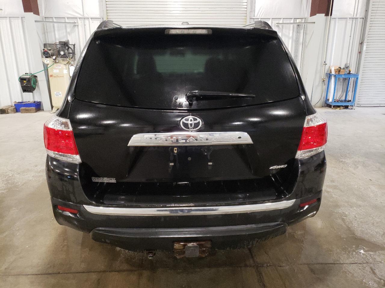 5TDDK3EH4DS262229 2013 Toyota Highlander Limited