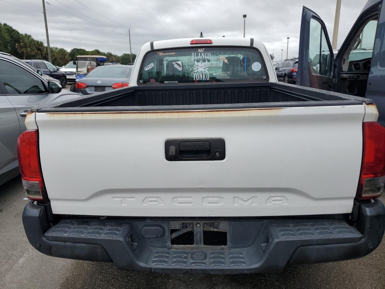 5TFRX5GNXGX063111 2016 Toyota Tacoma Access Cab