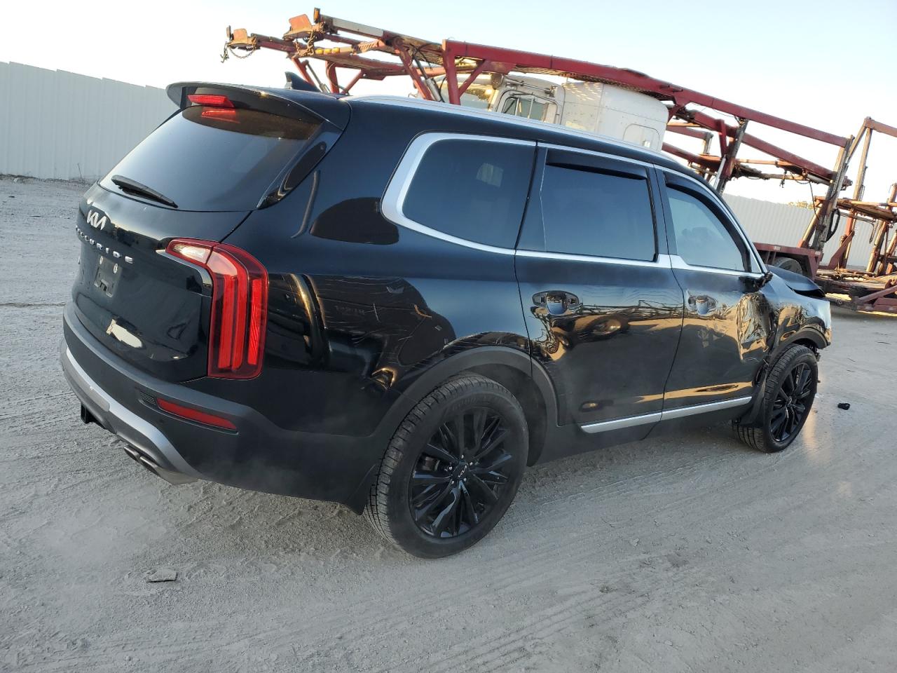 2022 Kia Telluride - Image 3