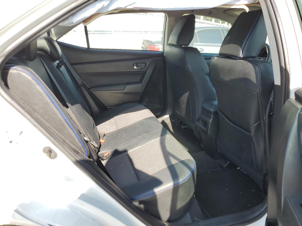 2018 Toyota Corolla - Image 10