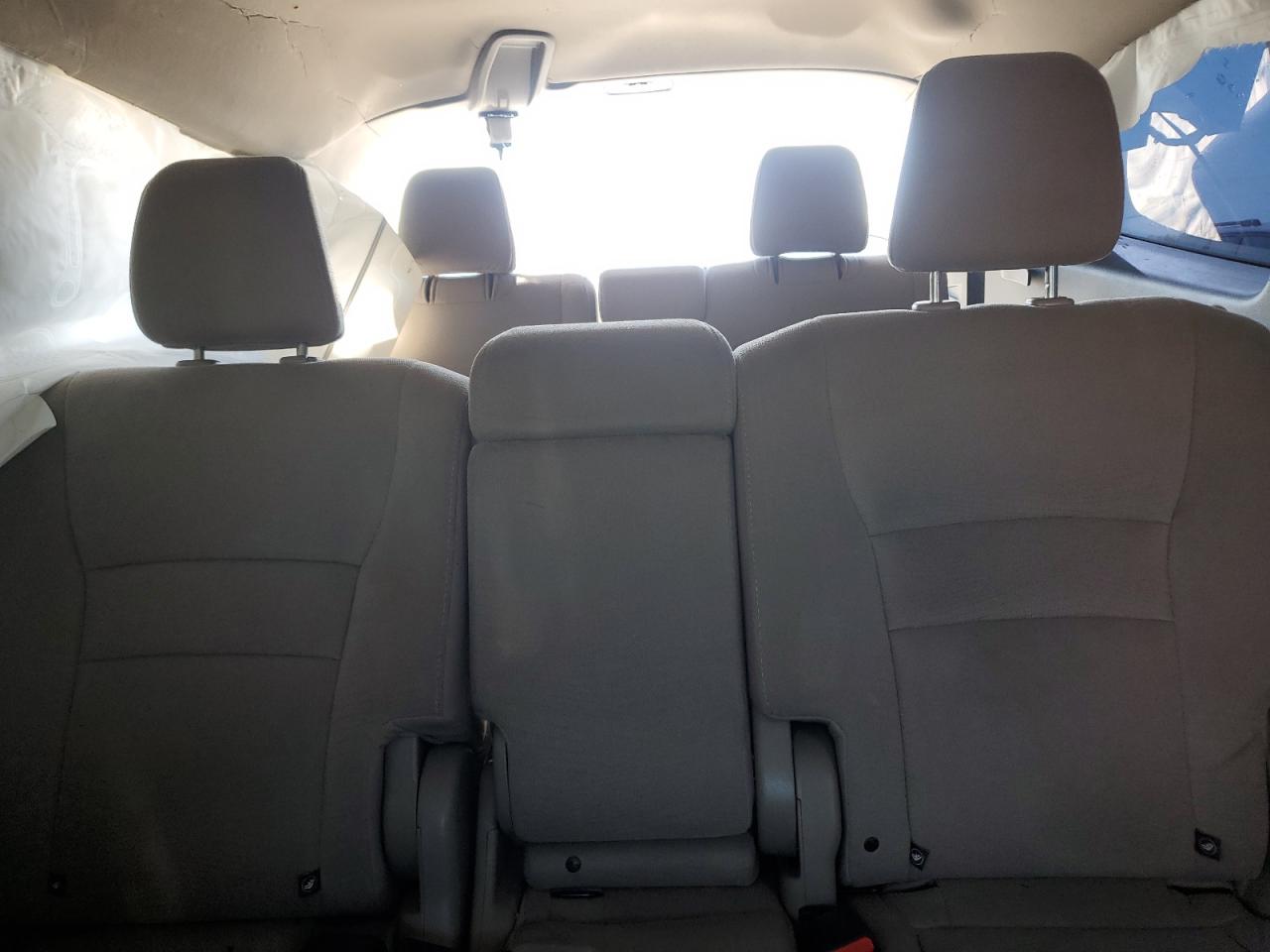 2017 Honda Pilot - Image 10