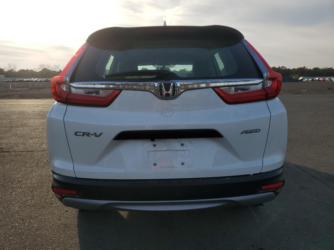 2018 Honda Cr-V Lx VIN: 5J6RW6H32JL003869 Lot: 78649644