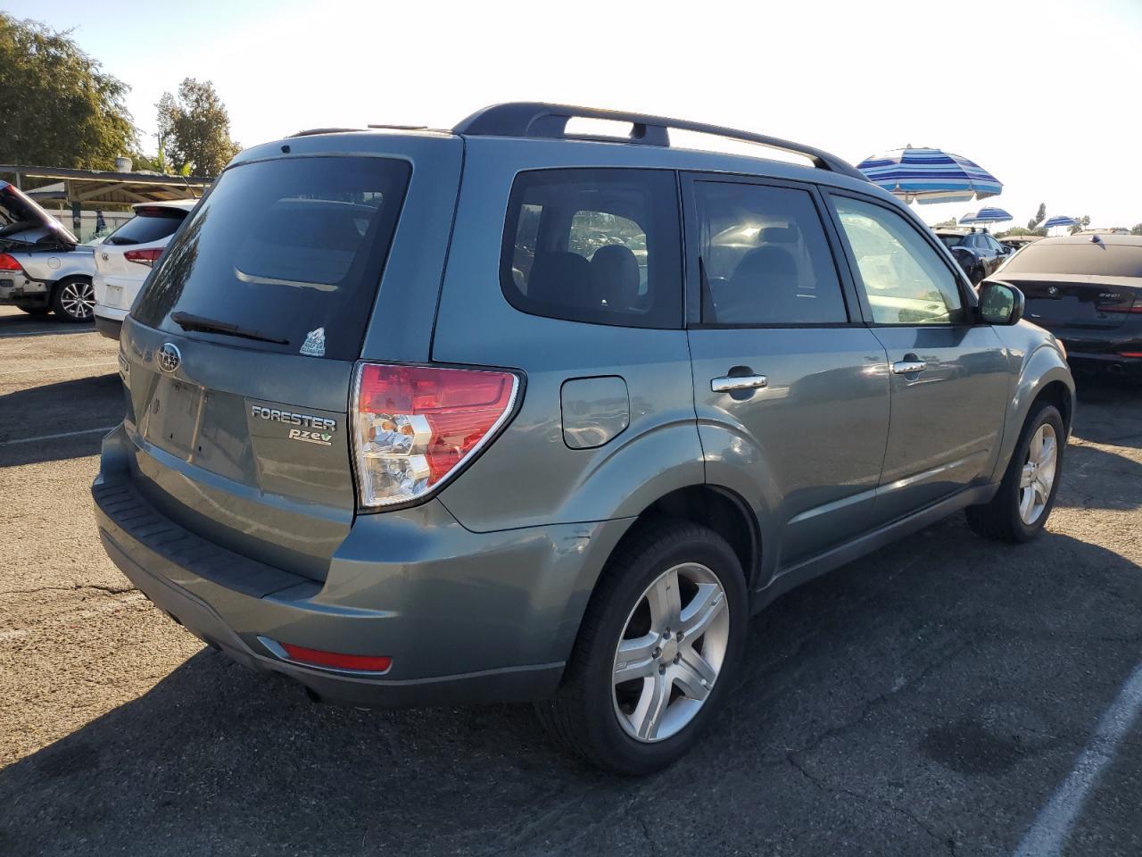 2010 Subaru Forester - Image 3