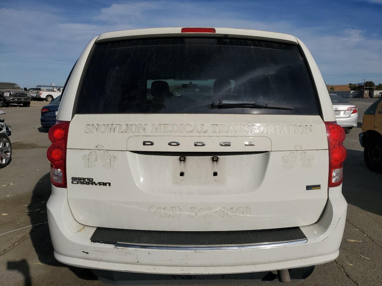 2D4RN4DG1BR795000 2011 Dodge Grand Caravan Express