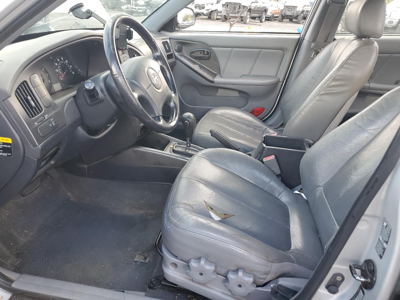 2005 Hyundai Elantra Gls VIN: KMHDN56DX5U147951 Lot: 64764575