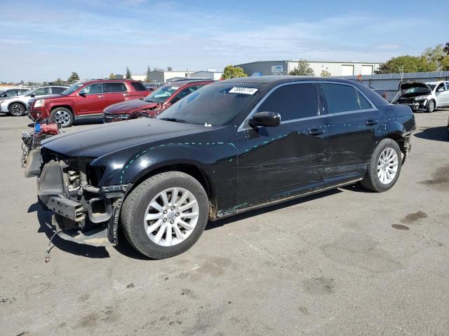 2013 Chrysler 300  de vânzare în Bakersfield, CA - All Over