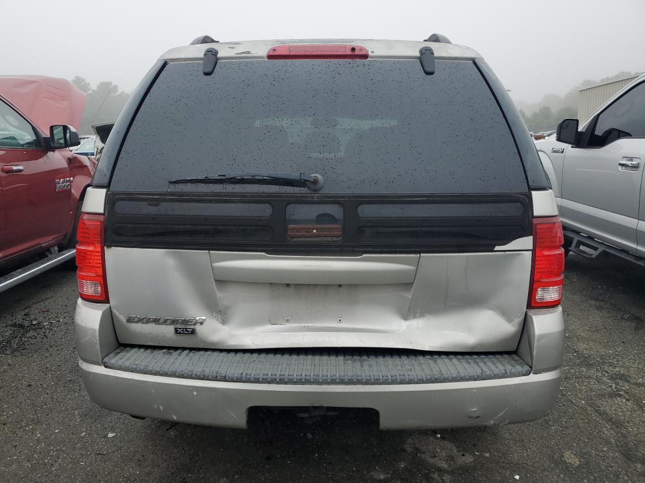 1FMZU63KX4UB13606 2004 Ford Explorer Xlt