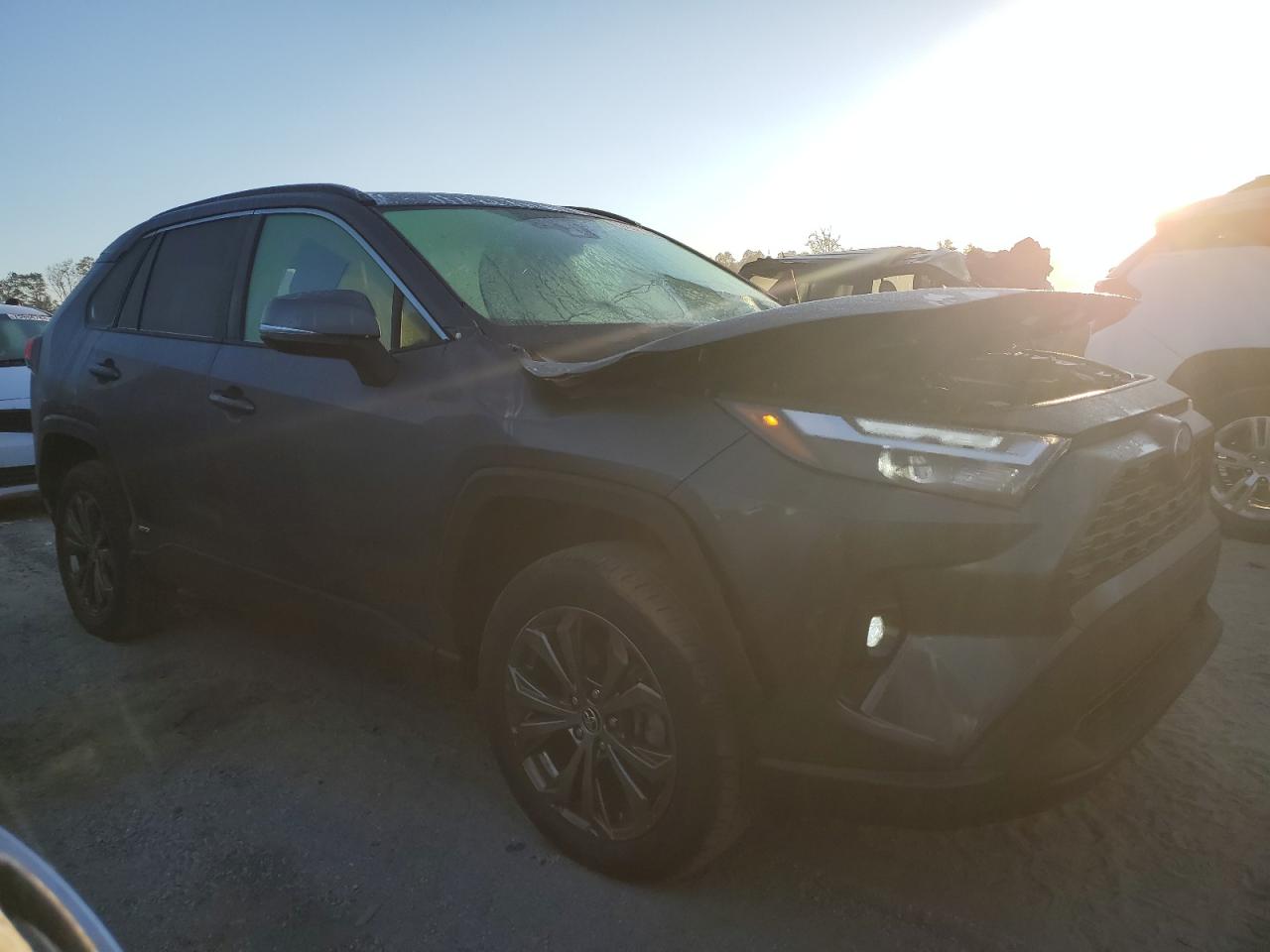 2023 Toyota RAV 4 - Image 4