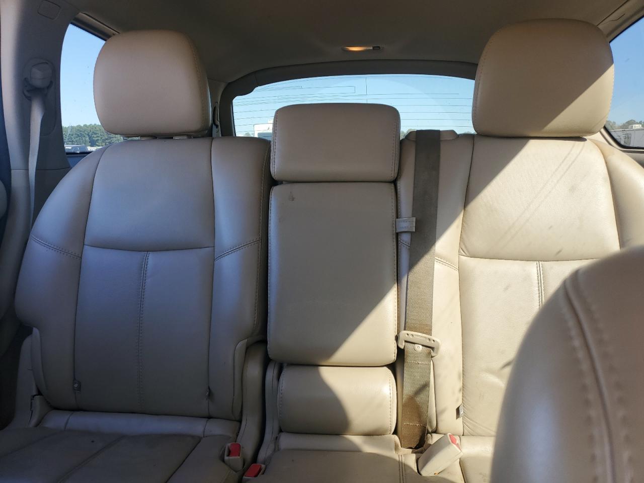 2014 Nissan Pathfinder - Image 10