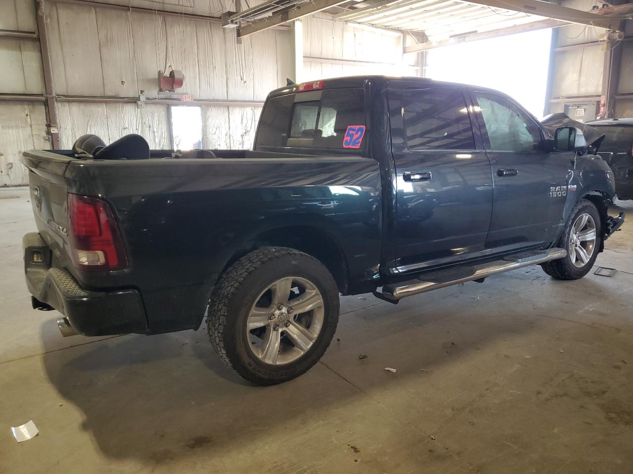2016 RAM 1500 - Image 3