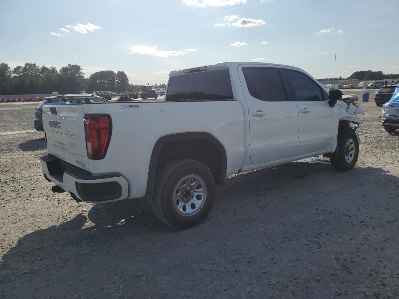 2021 GMC Sierra - Image 3