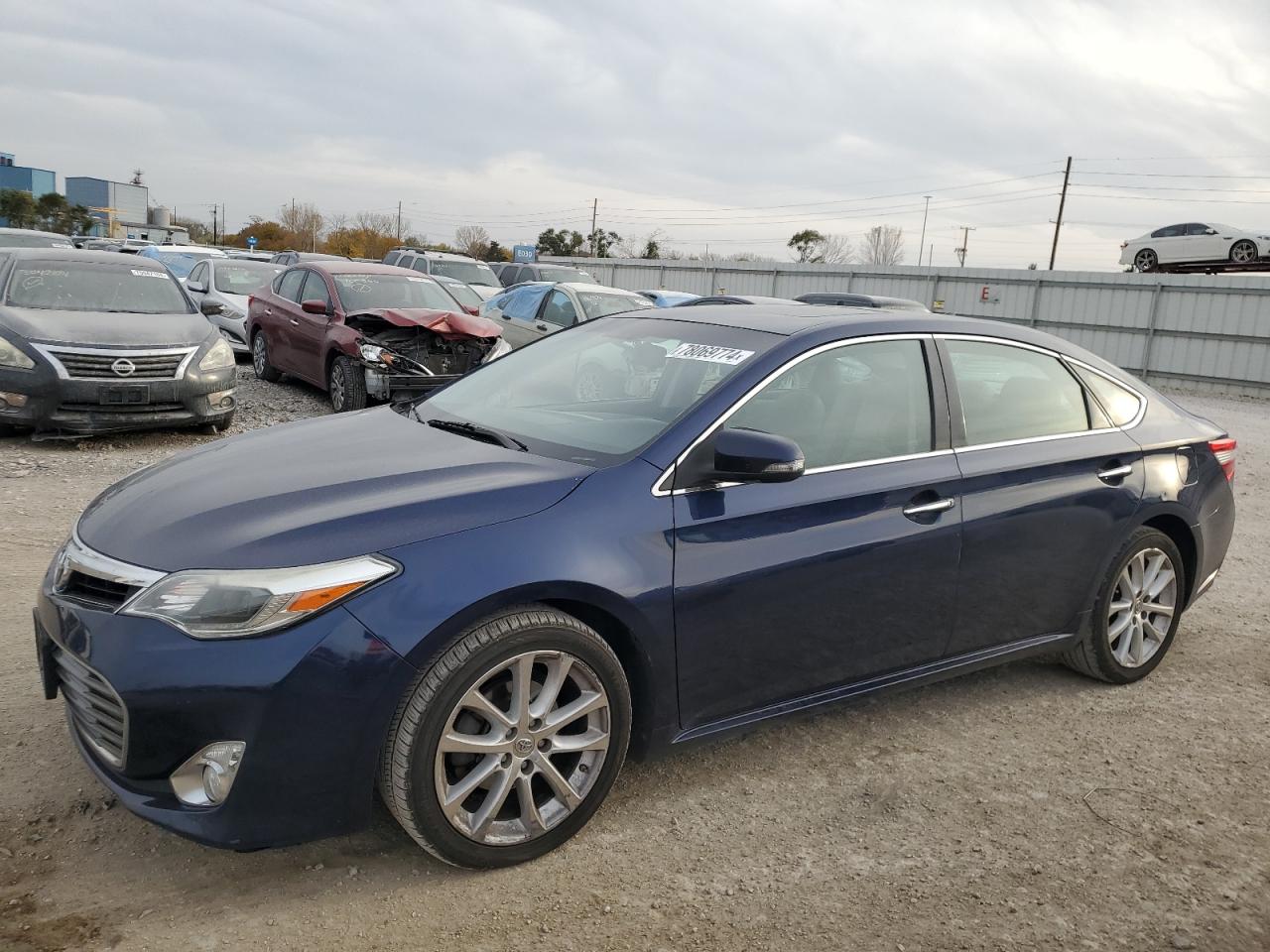 2013 TOYOTA AVALON