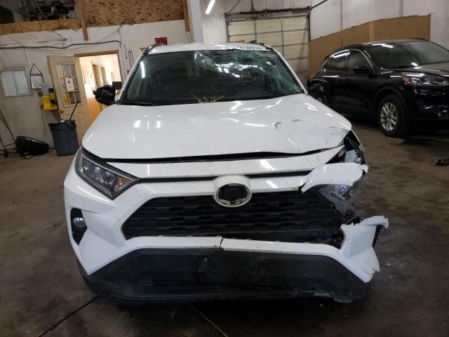 2T3P1RFV8LC094004 Toyota RAV4 XLE 5