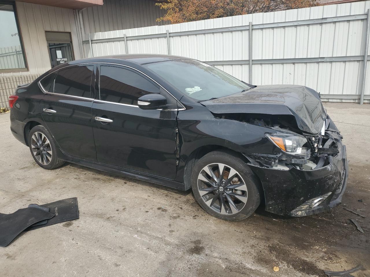 2019 Nissan Sentra - Image 4