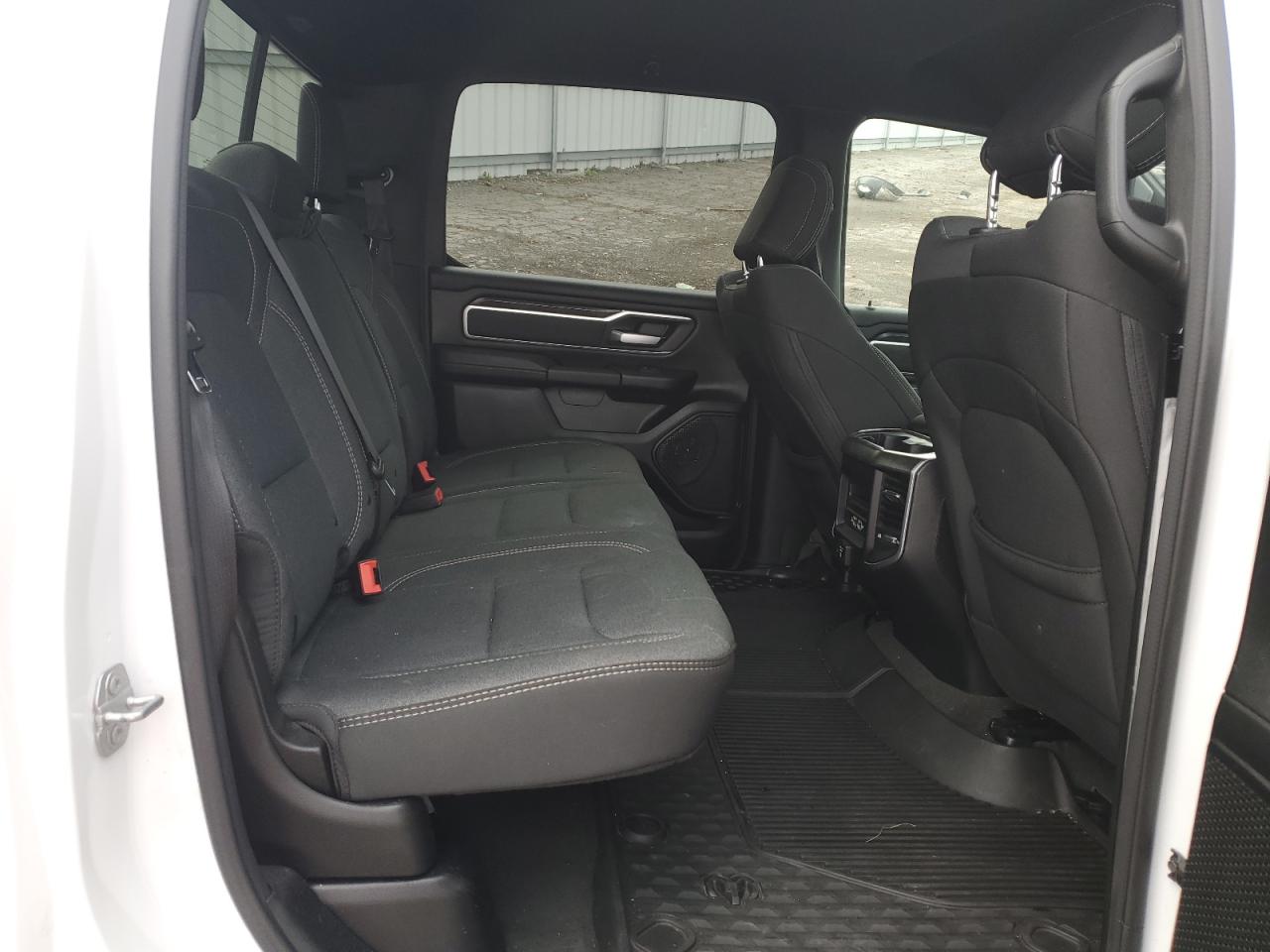 2020 RAM 1500 - Image 10