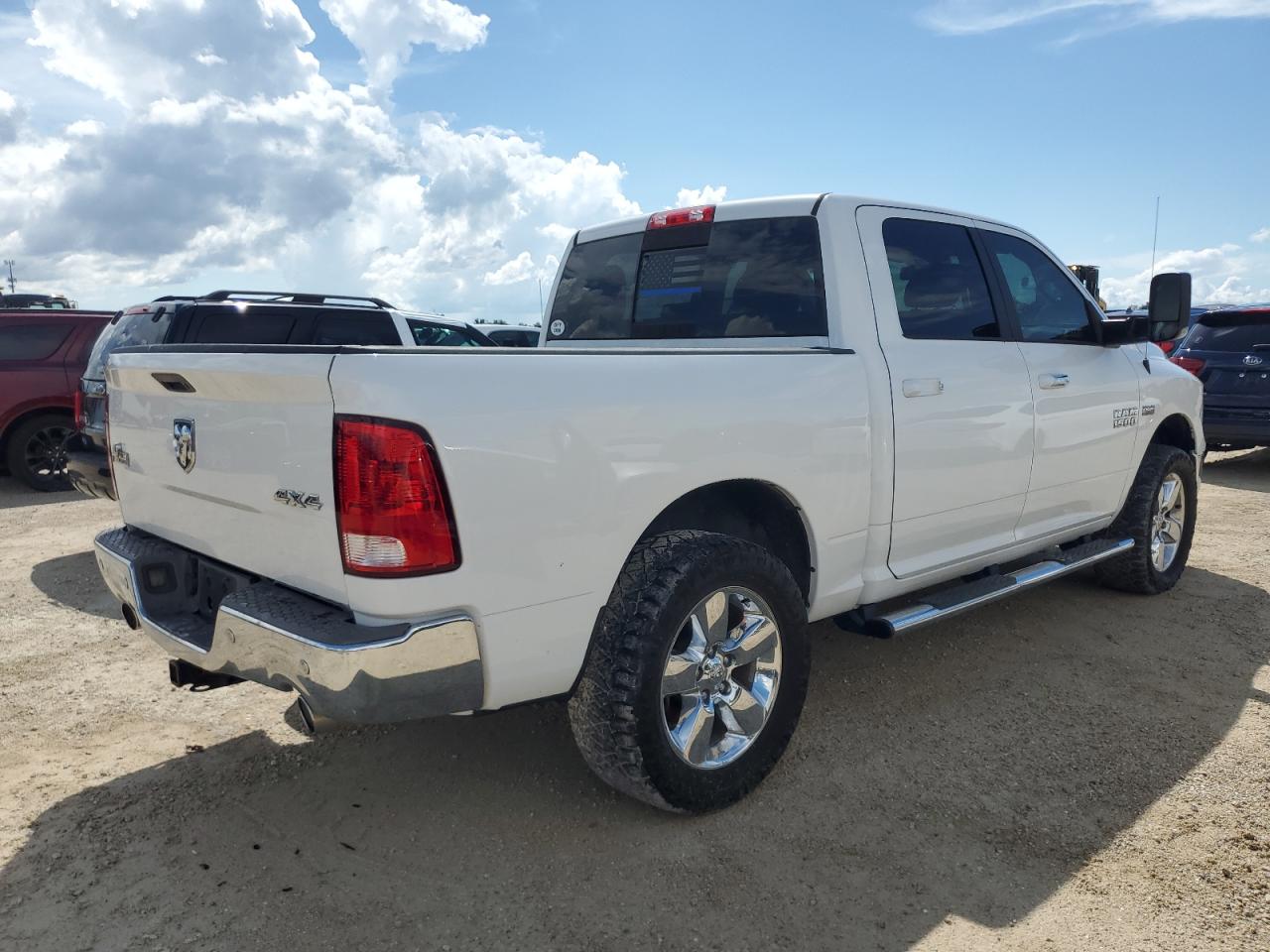 2017 RAM 1500 - Image 3