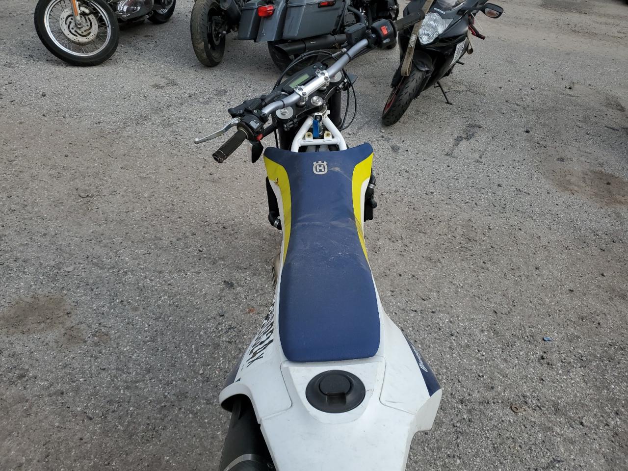 2019 Husqvarna Supermoto 701 VIN: VBKUSV40XKM745240 Lot: 74928824