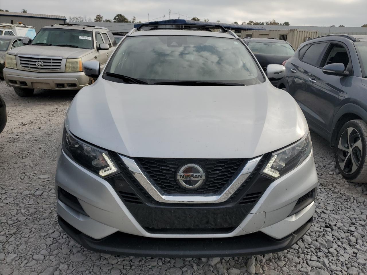 2020 Nissan Rogue - Image 5