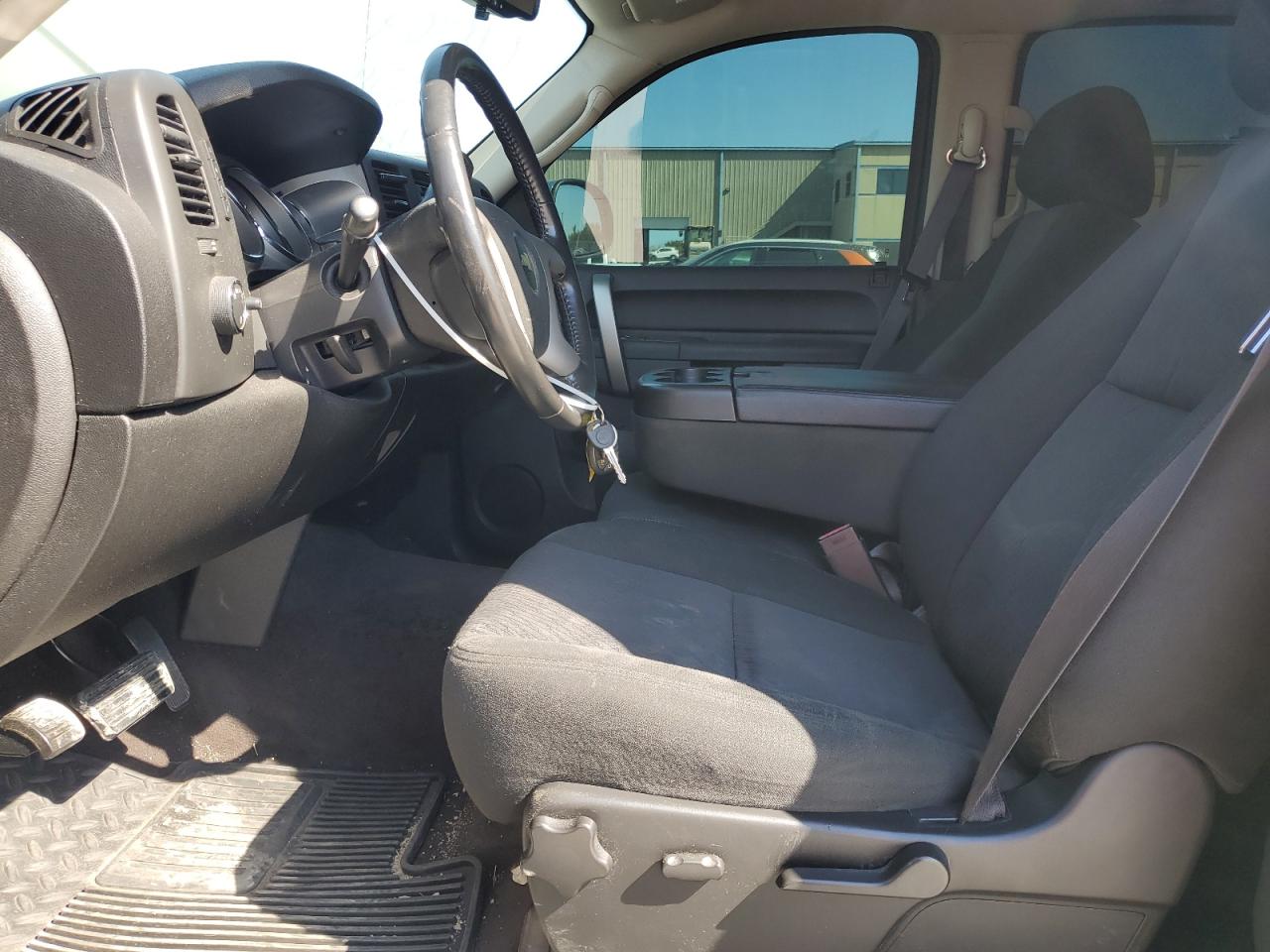 2012 Chevrolet Silverado - Image 7