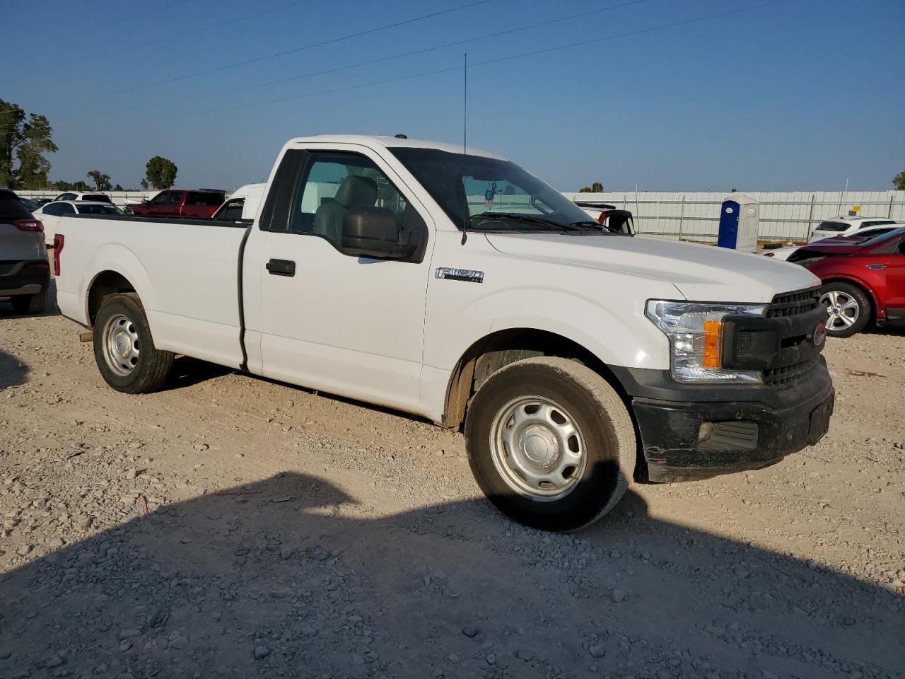 1FTMF1CB8JKC02979 2018 Ford F150