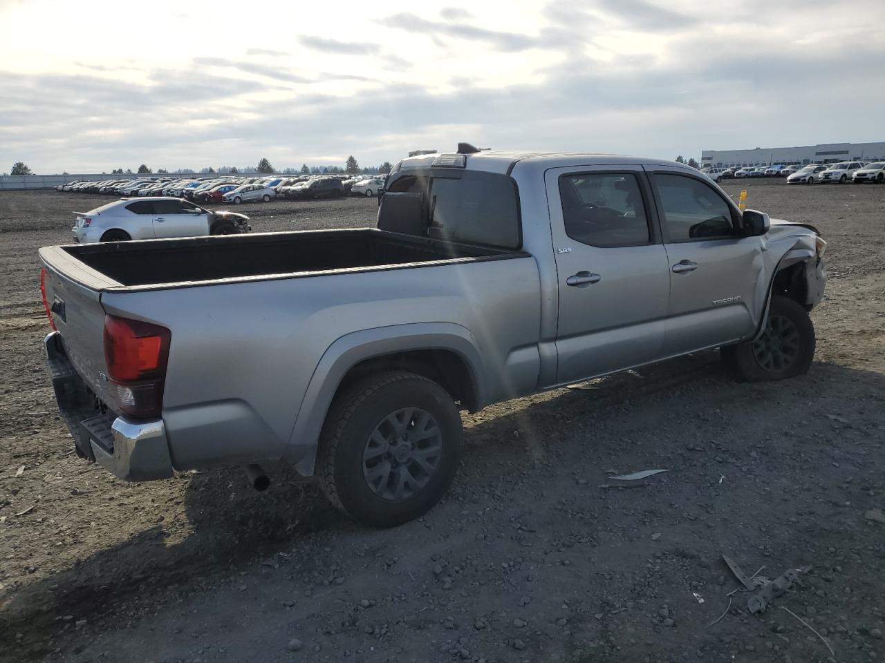 VIN 3TMDZ5BN3JM047308 2018 TOYOTA TACOMA no.3