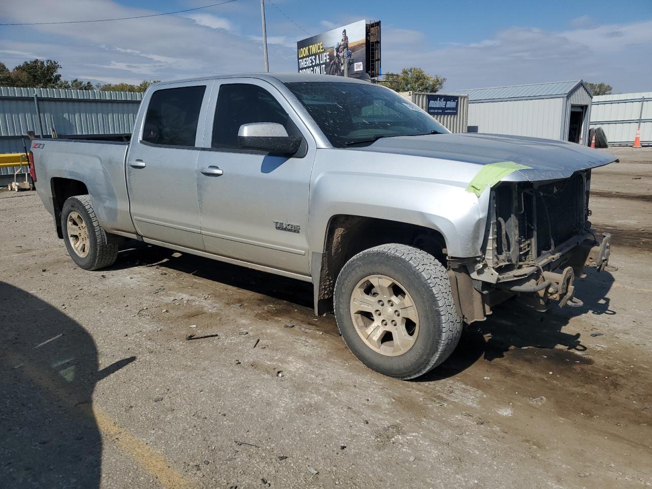 2018 Chevrolet Silverado - Image 4