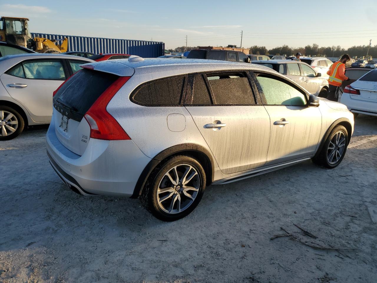 2016 Volvo V60 - Image 3