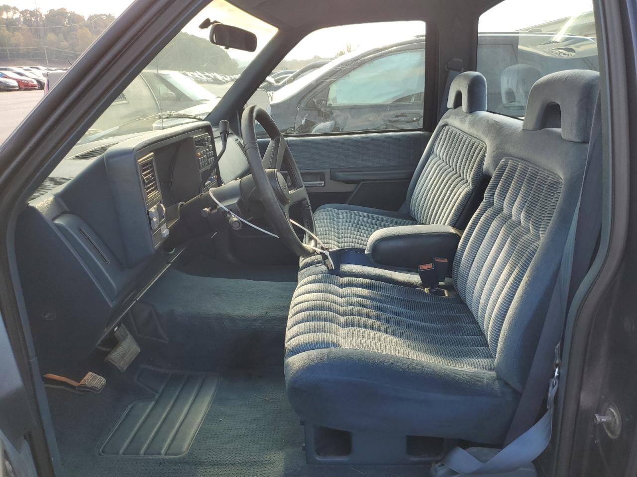 1994 GMC Sierra - Image 7