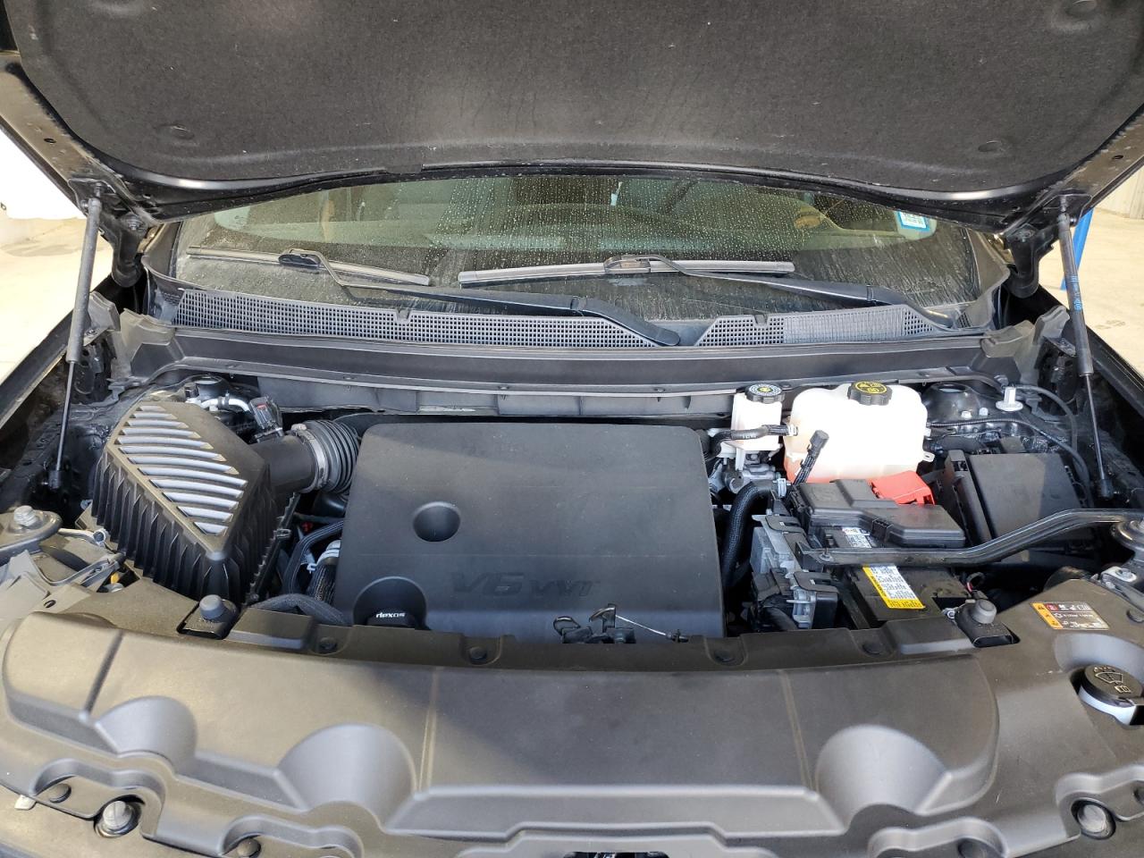 2021 Chevrolet Traverse - Image 12