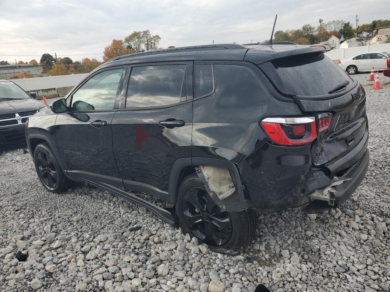 2019 Jeep Compass - Image 2