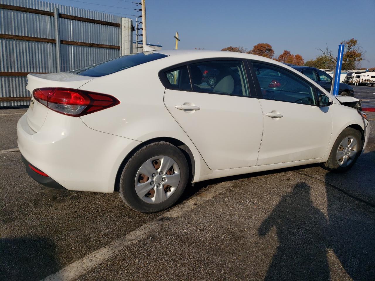 2017 Kia Forte - Image 3