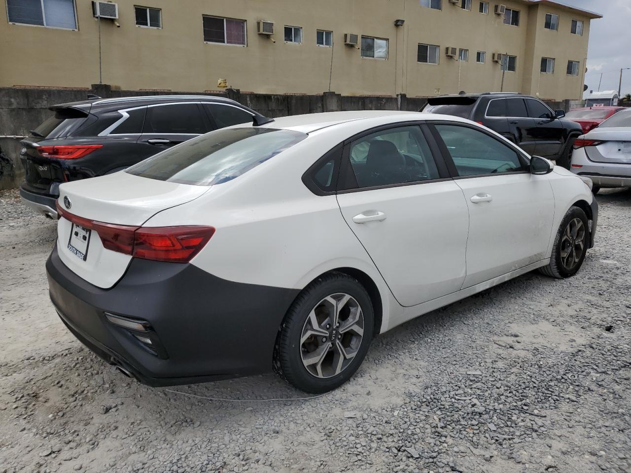 2019 Kia Forte - Image 3