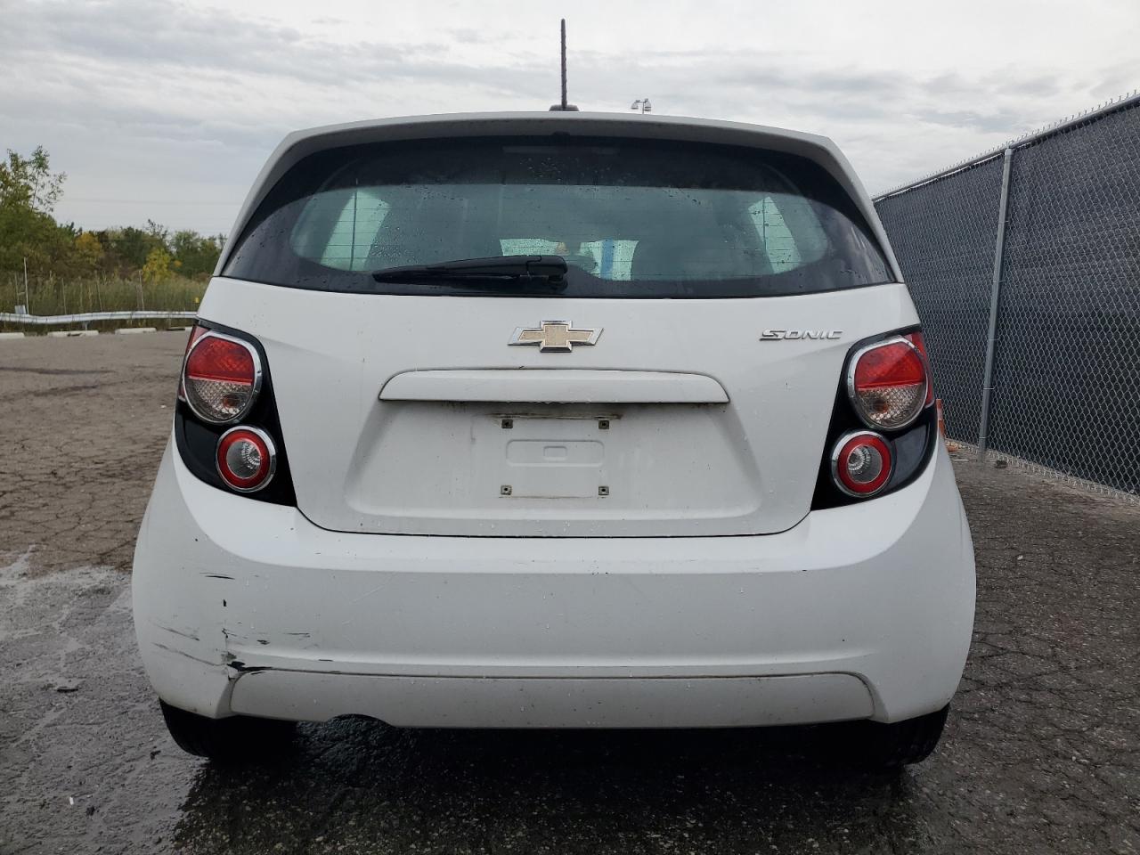 2015 Chevrolet Sonic Ls VIN: 1G1JA6SH9F4190155 Lot: 74452064