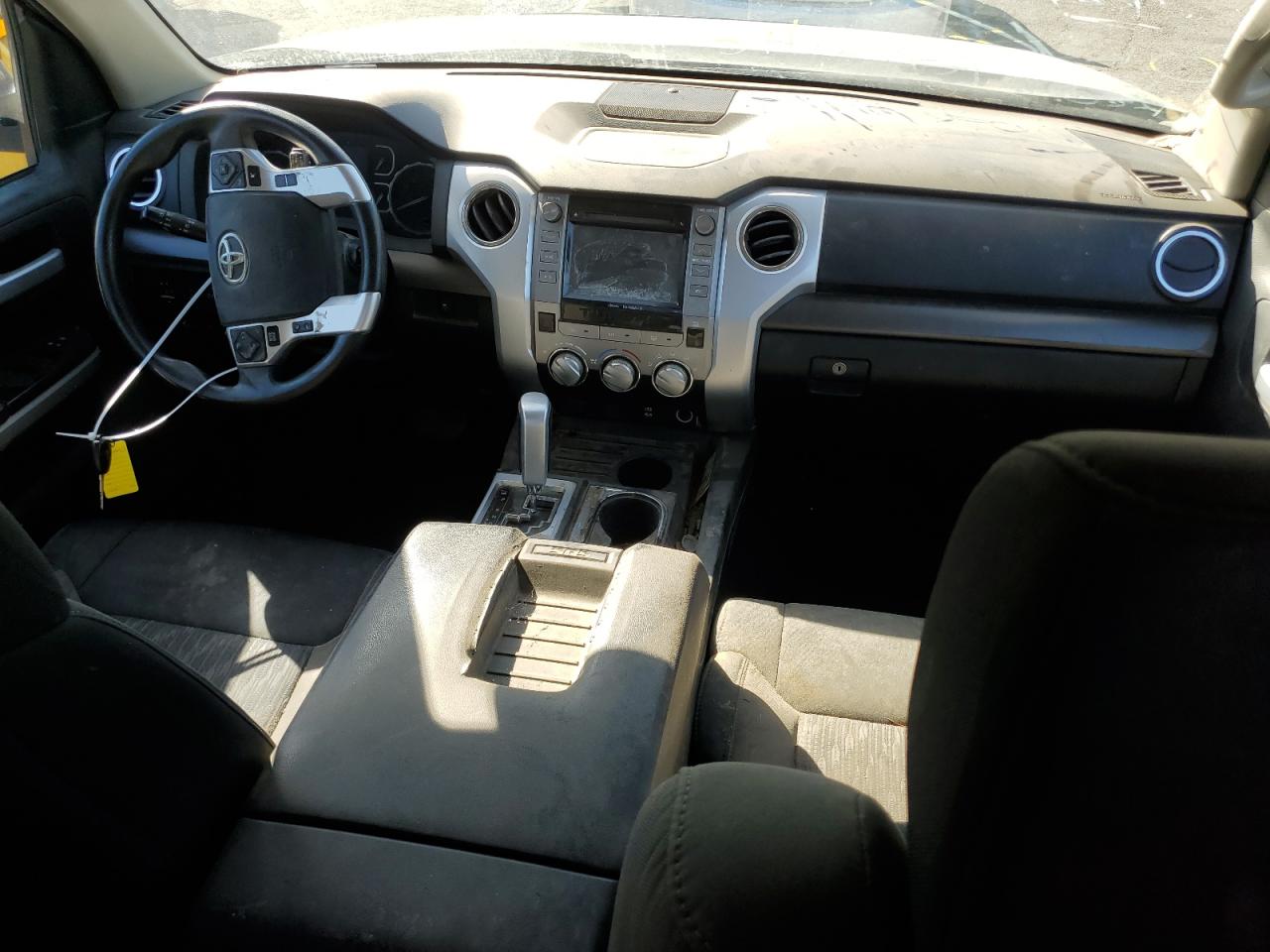 2018 Toyota Tundra - Image 8