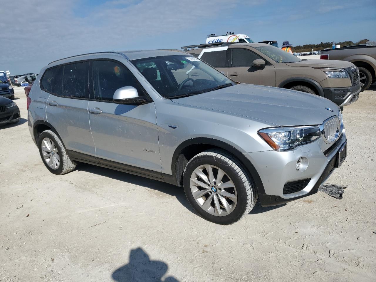 VIN 5UXWX9C39H0W76103 2017 BMW X3 no.4