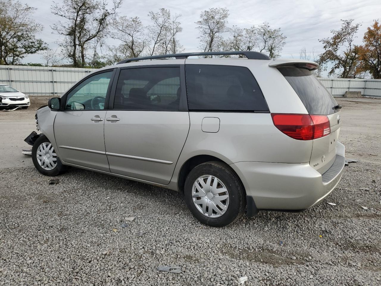 2004 Toyota Sienna Ce VIN: 5TDZA23C24S146358 Lot: 76701284